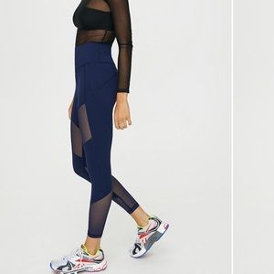 TNA Atmosphere Leggings